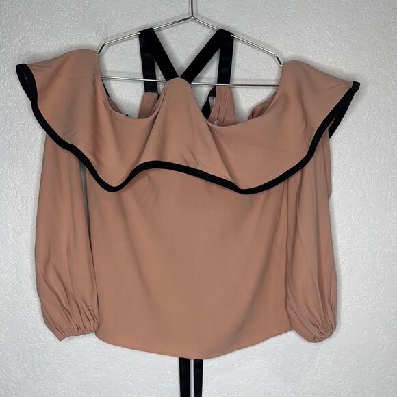 NWT Alexis Malia Off- Shoulder Blush Rose Ruffle Blouse XS Revolve - Picture 2 of 15